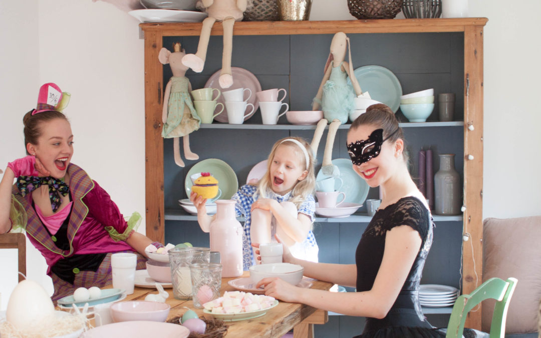 EDITORIAL . Alice in Wonderland